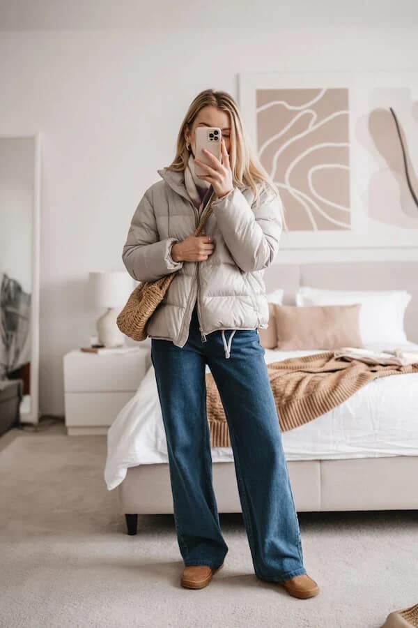 Beige Puffer Jacket Wide-Leg Jeans Winter Outfit