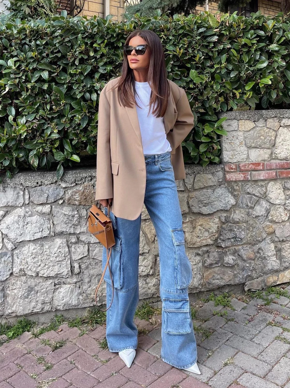 Camel Blazer Wide-Leg Cargo Jeans Outfit