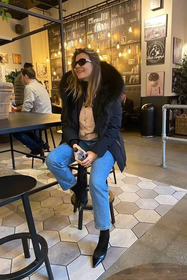 Navy Fur Collar Puffer Jacket Outfit with Jeans