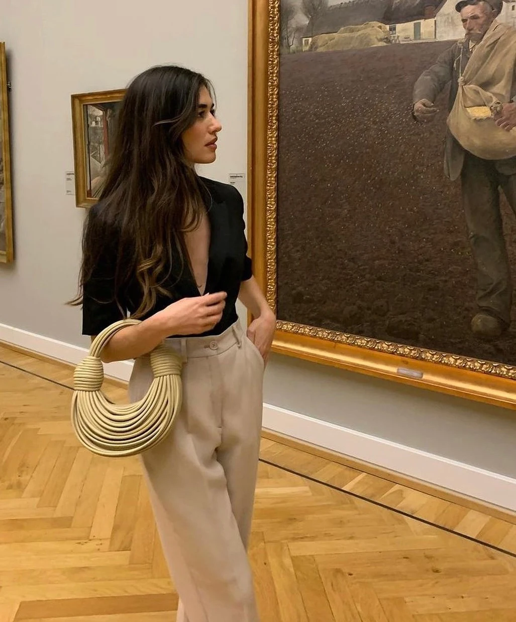 Black Backless Top Outfit with Beige Trousers