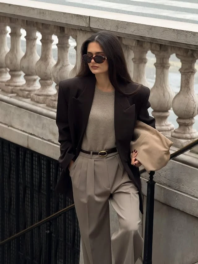 Black Blazer Outfit with Wide-Leg Beige Trousers