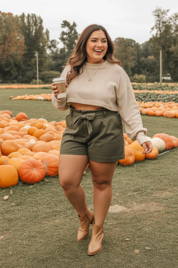 Cream Cropped Knit Olive Green Paper Bag Shorts Fall Outfit