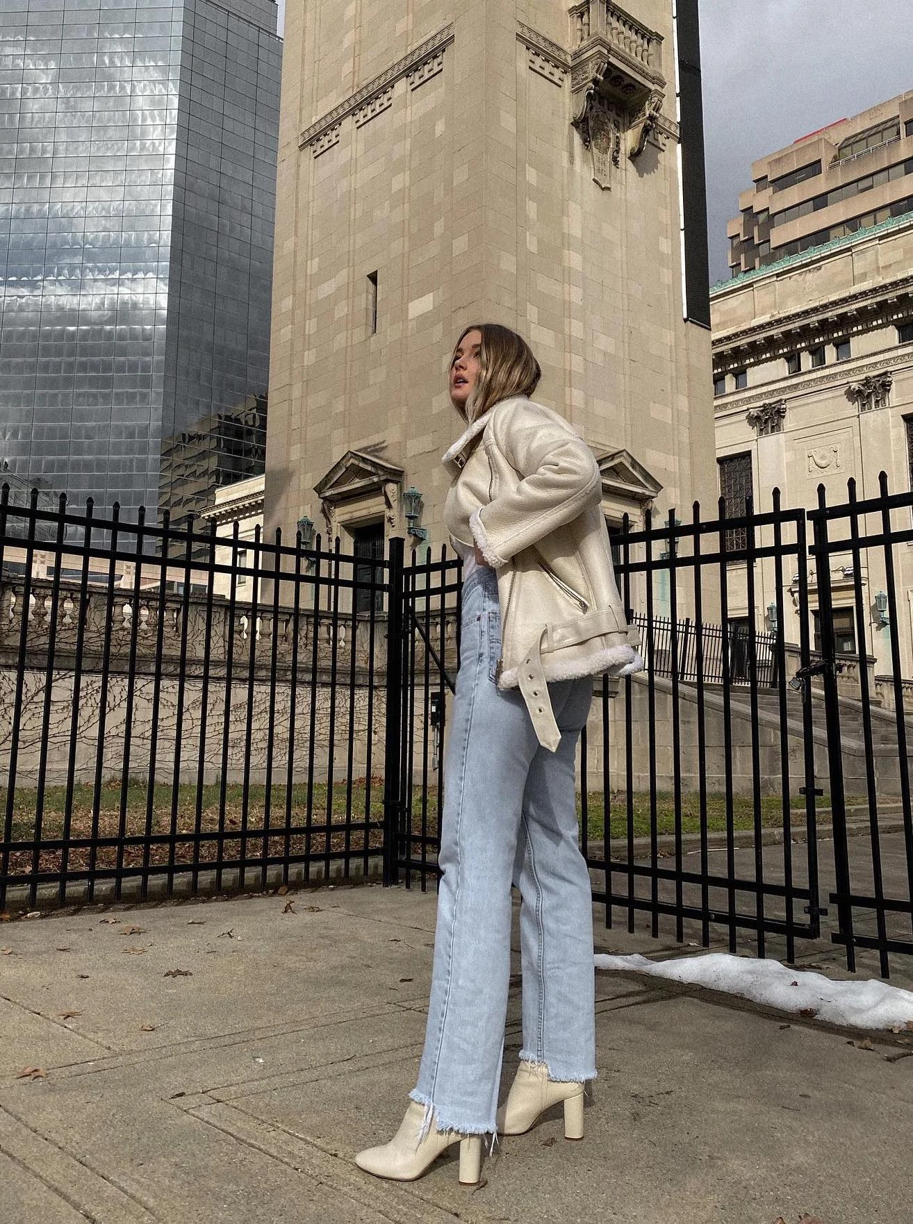 Cream Shearling Jacket Outfit with Light Wash Jeans