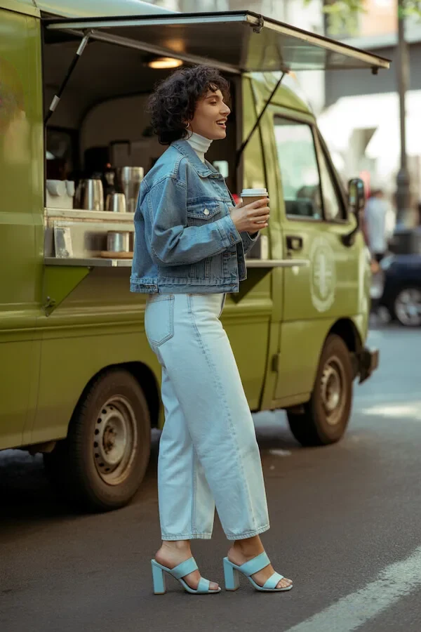 Cropped Denim Jacket White Turtleneck Straight Jeans Outfit