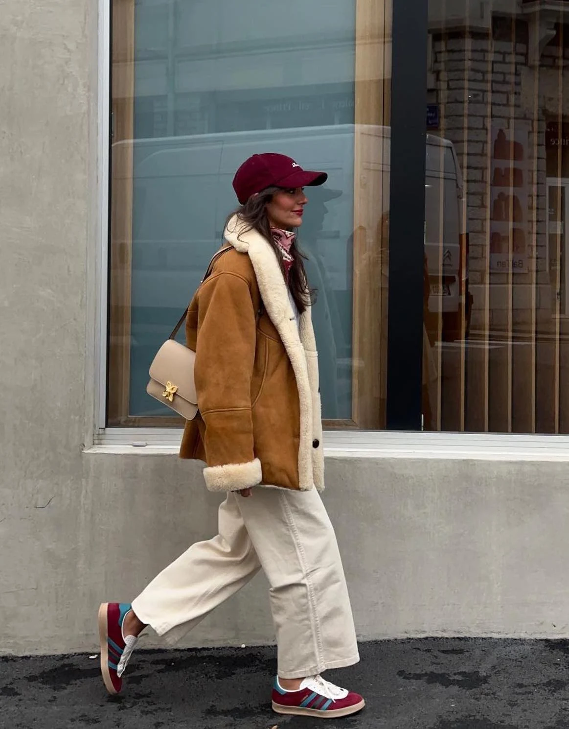 Tan Shearling Jacket Outfit with Wide-Leg Jeans