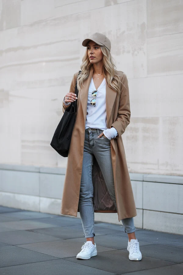 Camel Long Coat Outfit with White Tee and Skinny Jeans